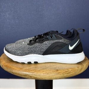 Nike Flex TR 9 Black & White Running Shoes Trainers NWT | Size 7